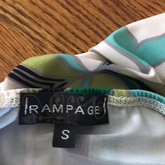 Halter dress - Picture 5 of 6